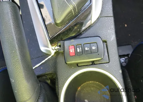 2018 Toyota Corolla Xse from USA, damaged, VIN 2T1BURHE4JC073574